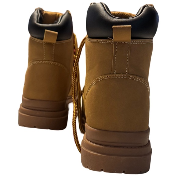 Men's Tan Ozark Hiking Boots
Box40 - Picture 10 of 11